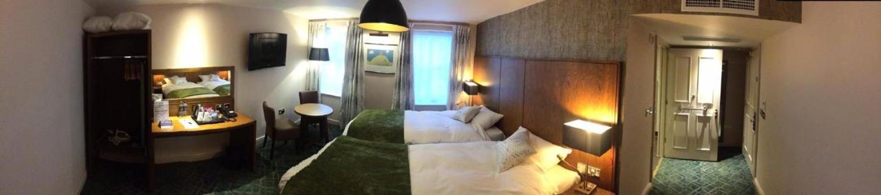 The George Hotel Wetherspoon Брекон Экстерьер фото